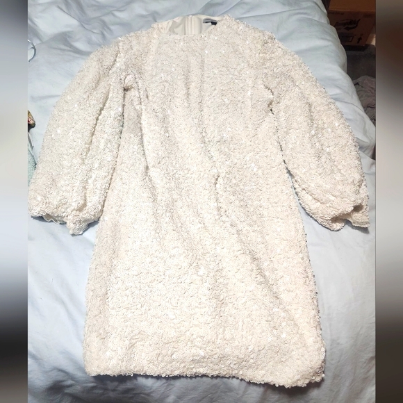 Shimmer white short dress - Picture 2 of 2